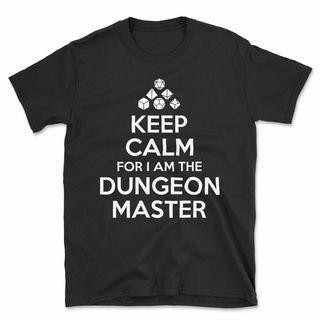 เสื้อยืดวินเทจพร้อมส่ง เสื้อยืดแขนสั้น ผ้าฝ้าย 100% พิมพ์ลาย Keep Calm For I Am The Dungeon Master Dungeons And Dragons