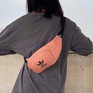 ภาพขนาดย่อของภาพหน้าปกสินค้าAdidas กระเป๋าคาดเอว Waist bag จากร้าน yfashionshop บน Shopee