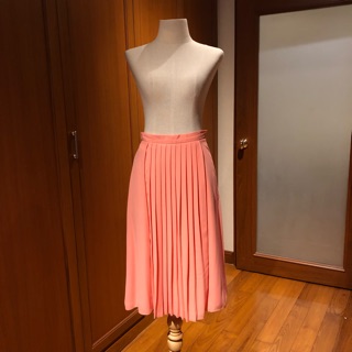 Dorothy Perkins skirt size UK10(m) ของใหม่ อัดพลีทสวยผ้าดี มีซับใน ซื้อจาก London