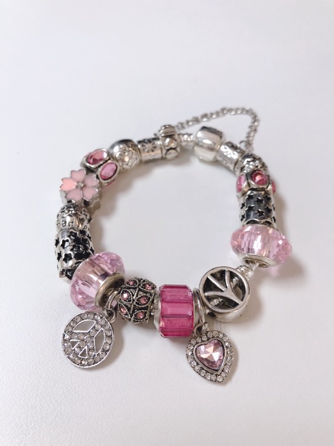 luscious-charms-bracelet-pink-ของ-grab-me-now-bkk-กำไลข้อมือ