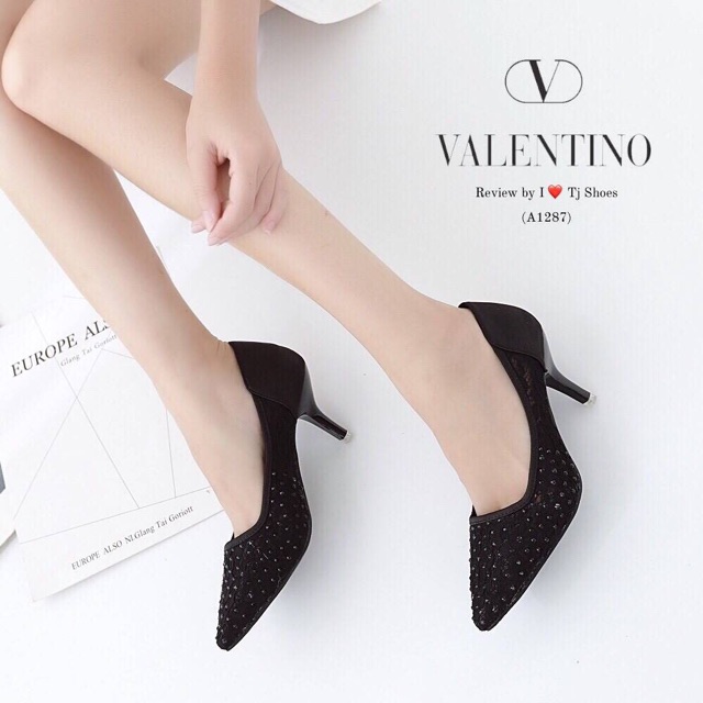 รองเท้าคัชชูนำเข้า-style-valentino