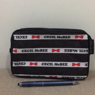 กระเป๋าใส่เครื่องเขียน เครื่องสำอางค์ CECIL McBEE