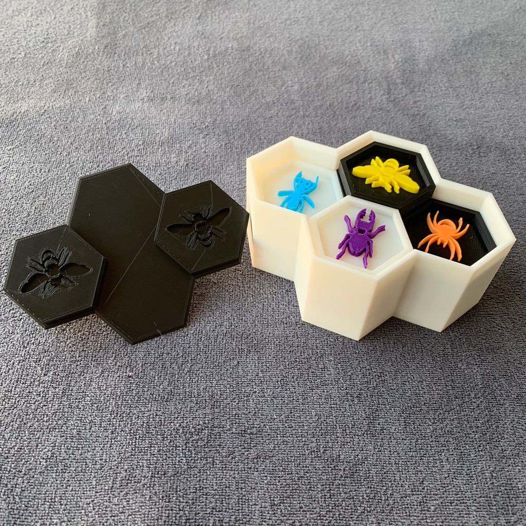 hive-boardgame-3d-tile