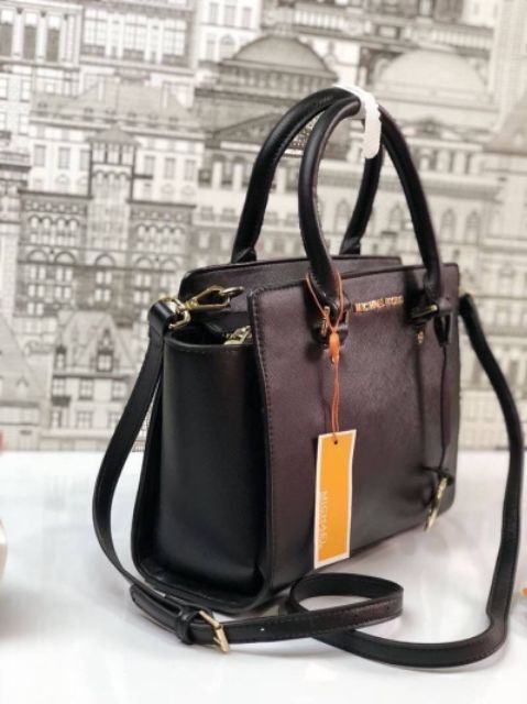 กระเป๋าถือ-mk-structured-handbag