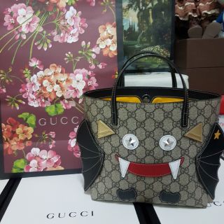 gucci kid tote batman