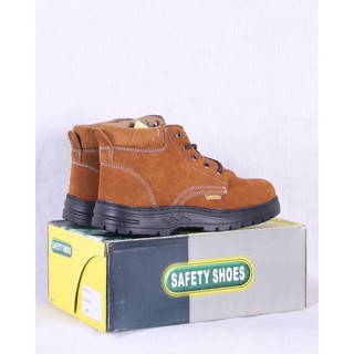 ภาพขนาดย่อของภาพหน้าปกสินค้ารองเท้าเซฟตี้ หนังกลับ หุ้มข้อ  031 หัวเหล็ก พื้นเสริมแผ่นเหล็ก safety shoes จากร้าน safetygoods บน Shopee ภาพที่ 4