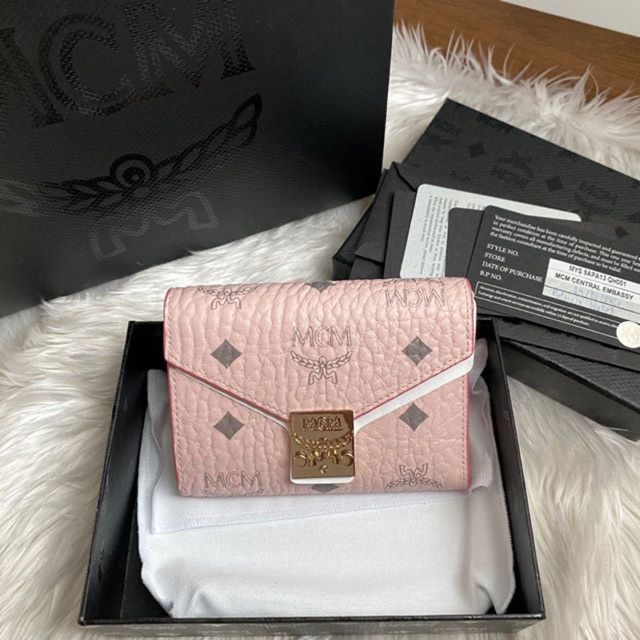 Very new MCM patricia trifold wallet 2020 shop