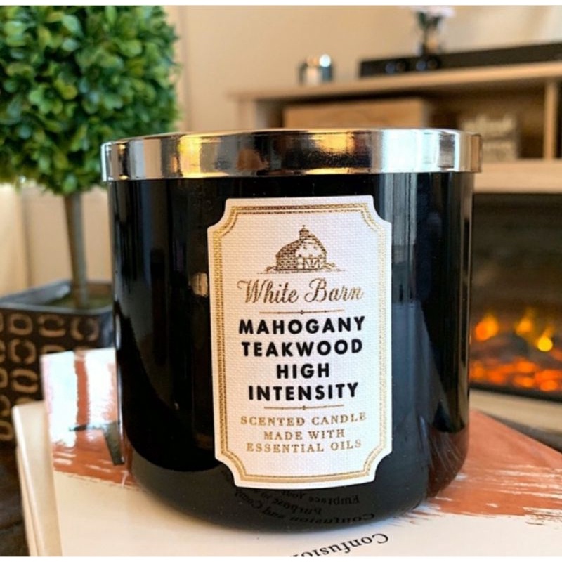 Bath & Body Works White Barn 3Wick Candle in Mahogany Teakwood High