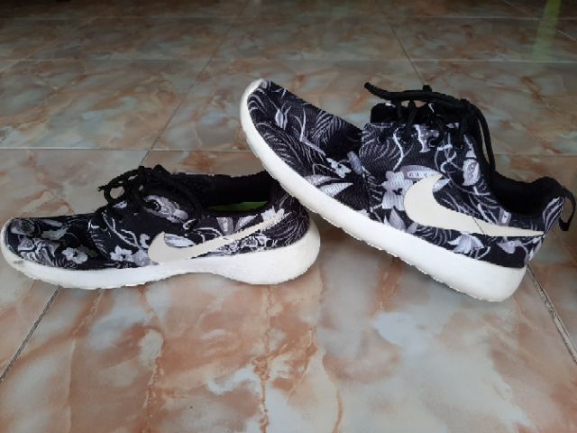 nike-roshe-x-flora-มือสองสภาพดี