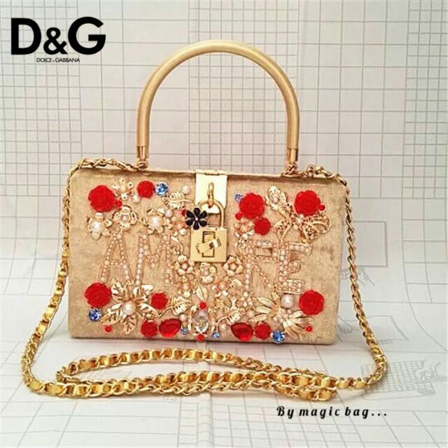 กระเป๋าทรงกล่อง-dolce-amp-gabbana