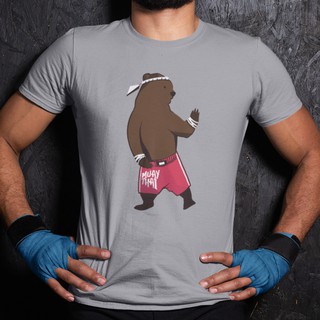 เสื้อยืด แฟชั่น ชาย/หญิง BearOgraphY Muay Thai Unisex Graphic T Shirt 100% Cotton เสื้อยืดสกรีน ลายหมีมวยไทย สีเทาอ่อน