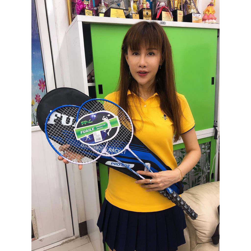 ไม้แบดมินตัน-pro-288-ตัวไม้ทำจากเหล็ก-มีสองอัน-เหมาะสำหรับตีเล่นออกกำลังกาย