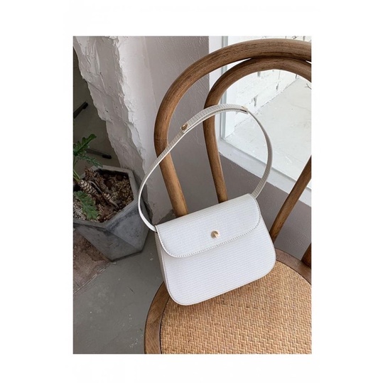 nyla-bag-รุ่นนี้แถมฟรี-สายสะพายให้2เส้น-ตัวหนังมีความเป็นลอน