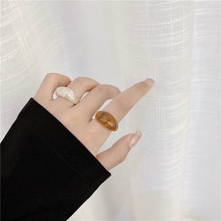 ภาพขนาดย่อของภาพหน้าปกสินค้าเครื่องประดับแฟชั่นสตรีแหวนหินหยกสีเรซิ่นอินเทรนด์ จากร้าน hishop1.th บน Shopee ภาพที่ 4