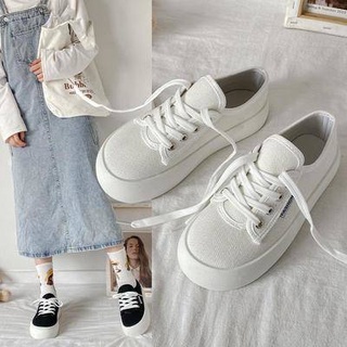 รองเท้าสีขาวขนาดเล็ก 2022 รองเท้าสลิปออนแบบใหม่สำหรับผู้หญิง little white shoes