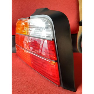 โคมไฟท้าย ไฟท้าย Taillight BMW E36 316i 318i 320i 323i ส้มแดง ของแท้เดิม made in germany