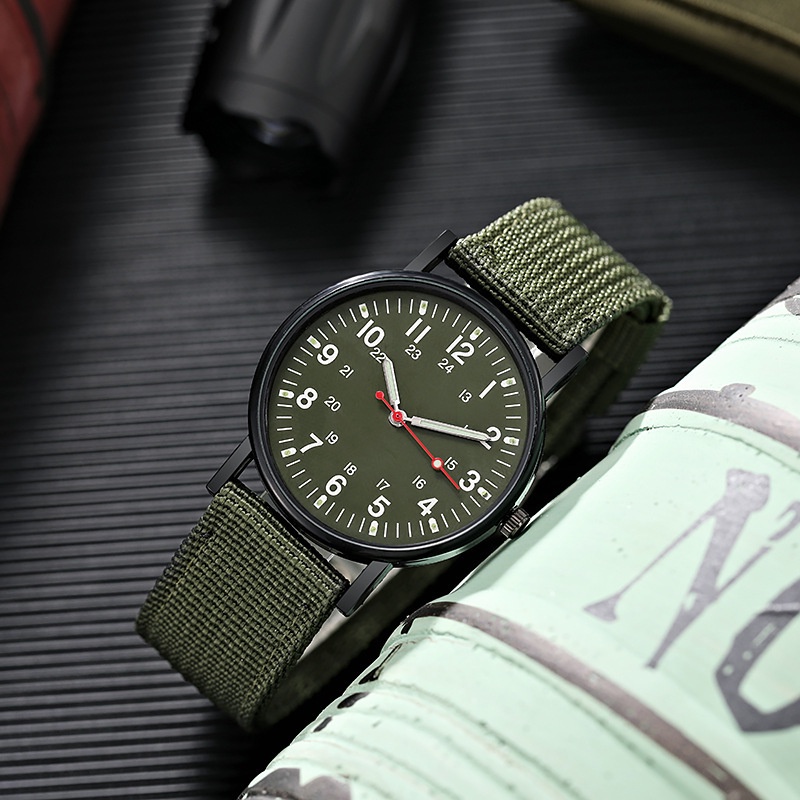 ภาพหน้าปกสินค้านาฬิกาข้อมือควอตซ์ สายผ้าแคนวาส สไตล์ทหาร สําหรับผู้ชาย จากร้าน vansvar.th บน Shopee