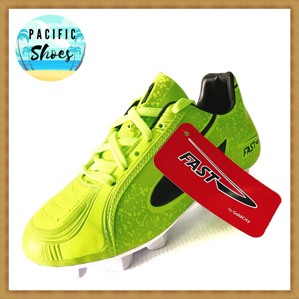 ภาพหน้าปกสินค้าGOLDCITY รองเท้าสตั๊ดเด็ก รองเท้าฟุตบอลเด็ก รุ่น FB001 สีเขียว