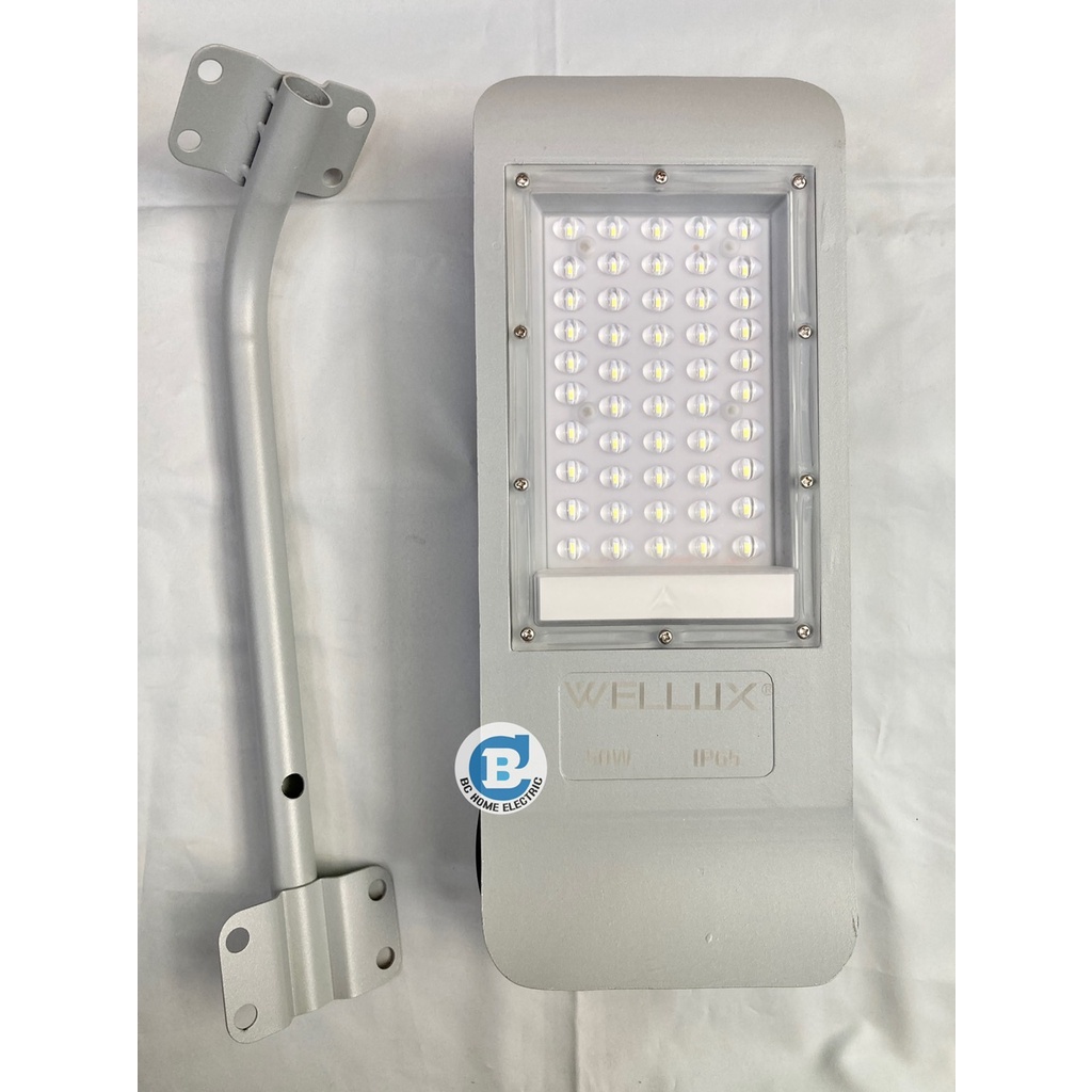 โคมไฟถนน-ฟรีขายึด-50w-100w-แสงขาว-led-street-light-wellux