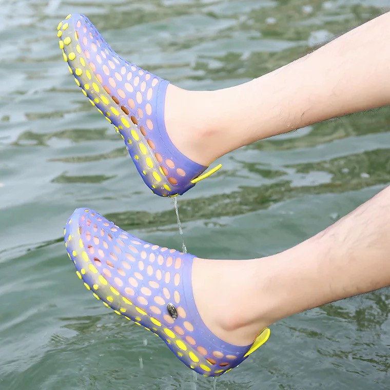 รองเท้าไปทะเล-สำหรับเดินเล่นชายทะเล-รองเท้าดำน้ำ-เล่นวินเสิร์ฟ-ดำน้ำ