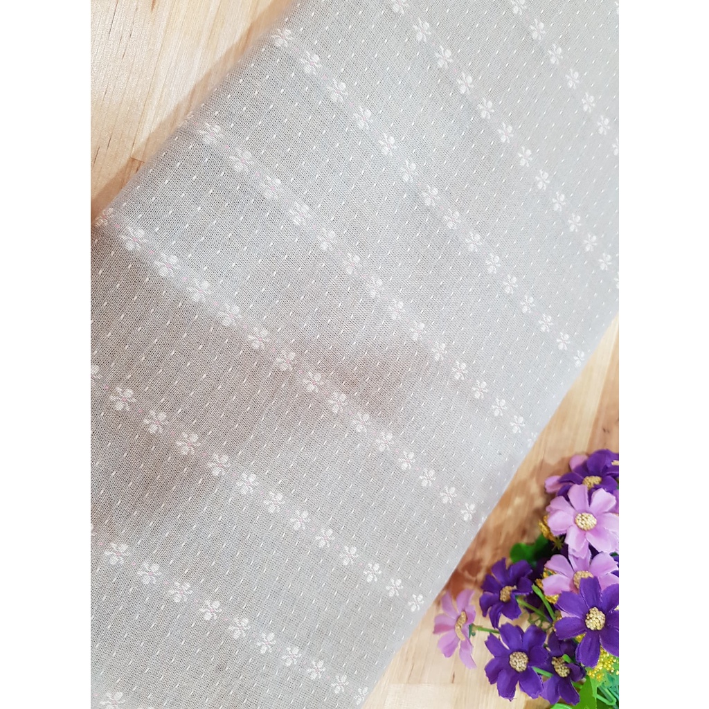 ผ้าทอญี่ปุ่น-ผ้าเมตร-japanese-yarn-dye-cotton-100-small-squares-design