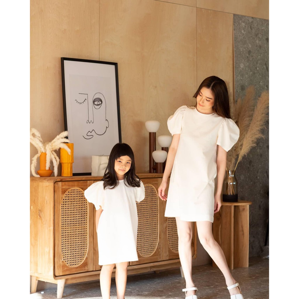 bonita-amp-co-arina-dress-kids-เดรสสั้นสำหรับเด็ก-แขนตุ๊กตา-โบว์หลัง