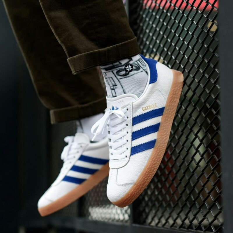 รองเท้าผ้าใบ-adidas-gazelle-สีขาวสีฟ้า