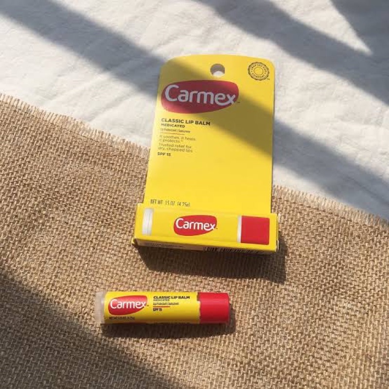 carmex-classic-lip-balm-medicated-spf15-4-25g