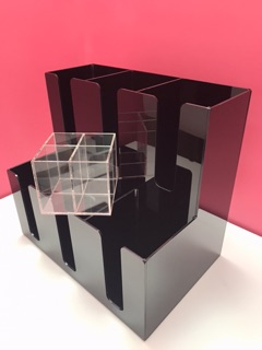 ภาพขนาดย่อของภาพหน้าปกสินค้ากล่องใส่แก้วใหญ่6ช่องสีดำใส่ขนาด16~22 ออนซ์ จากร้าน roacrylic บน Shopee ภาพที่ 3