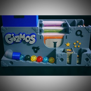 [Plastic]Gizmos Board Game [TH/EN]: Travel Box - ชุดกล่องจัดเก็บอุปกรณ์สำหรับเกมกิสโม่ มหัศจรรย์แห่งกลไก (Sleeved cards)