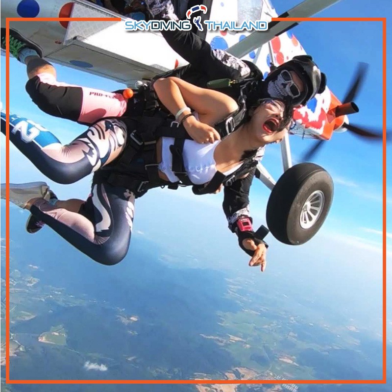 skydive-pattaya-jump-video-photo-กระโดดร่ม-gold-package