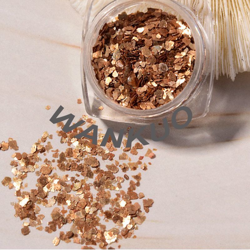 ภาพหน้าปกสินค้าWomen's Nail Art Metal Thin Shard Gleam Mineral Copper Gold Shiny Decoration Ladies Nail Accessories จากร้าน wankuodianzishangwu.th บน Shopee