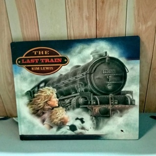 หนังสือปกแข็ง The Last Train มือสอง