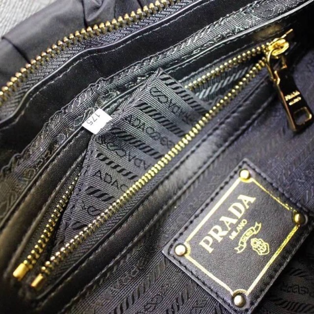 prada-nylon-shoulder-bag