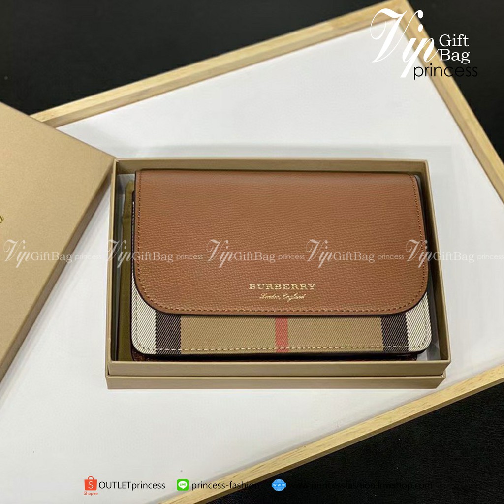 BURBERRY CROSSBODY VINTAGE BAG VIP GIFT WITH PURCHASE (GWP) พรีเมี่ยมก