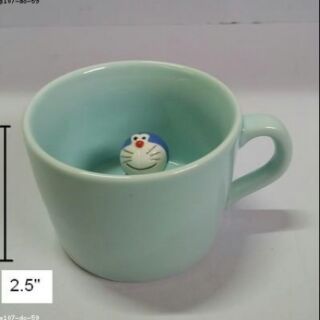 แก้วกาแฟ เซรามิก และช้อน มีตัวโดเรม่อน อยู่ข้างใน ลาย โดราเอม่อน Doraemon ขนาดสูง 2.5 นิ้ว