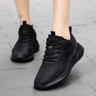รองเท้าผ้าใบ แบบผูกเชือก สีดำ ระบายอากาศ สไตล์ลำลอง แฟชั่นสำหรับผู้หญิง