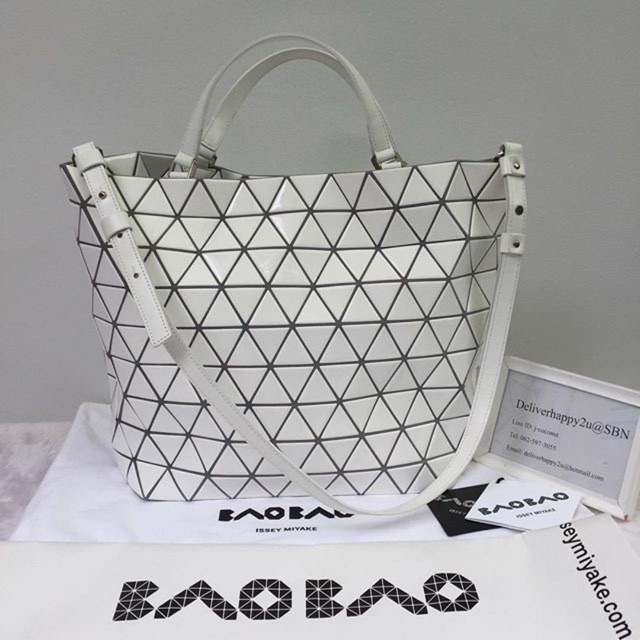 Bao bao issey discount miyake 2013 ราคา