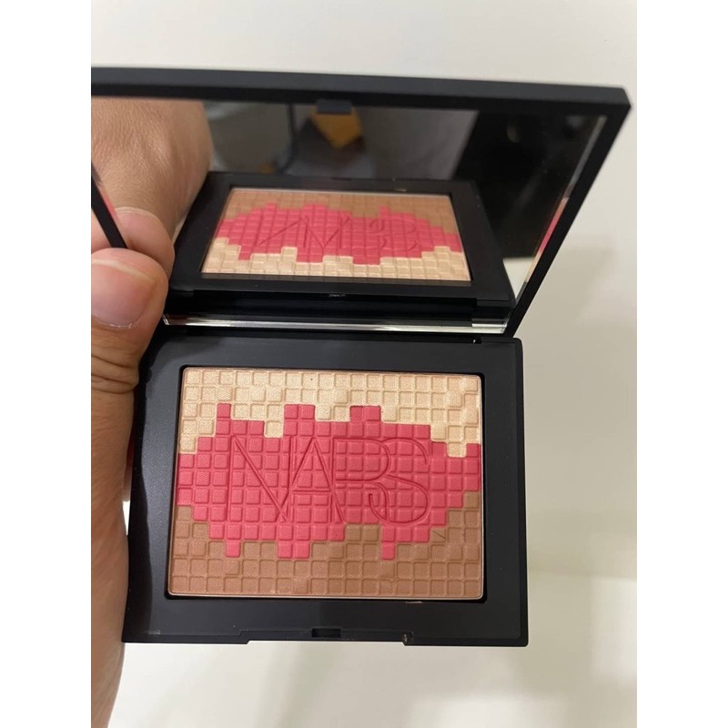 nars-mosaic-glow-blush