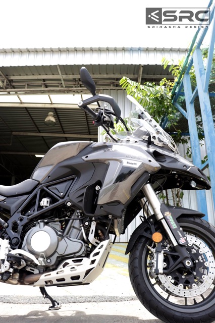 s-อกล่าง-สำหรับรุ่น-benelli-trk-502x-502-ส่งฟรี-engine-guard-for-benelli-trk-502x-502