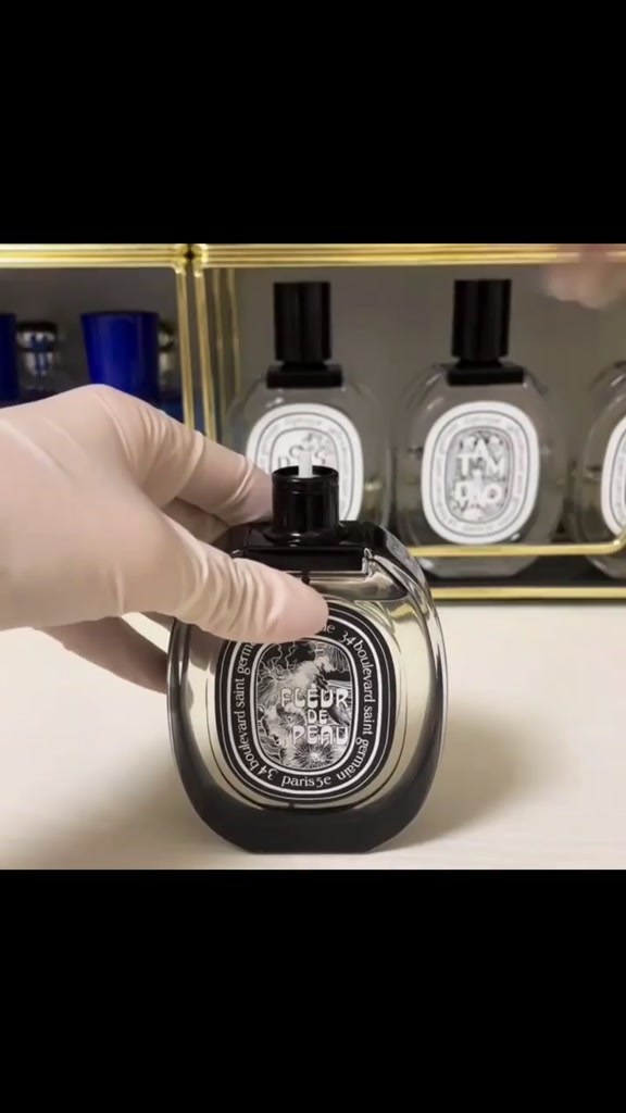 แท้-diptyque-fleur-de-peau-eau-de-parfum-edp-2ml-5ml-10ml-น้ําหอมแบบพกพา-น้ําหอมติดทน-น้ําหอมแบรนด์เนมแท้