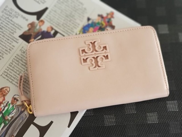 กระเป๋าสตางค์-tory-burch-plain-leather-long-wallets-56994