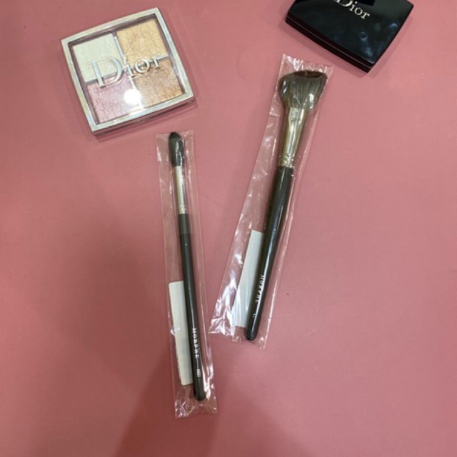 Set แปรง Morphe Angled Contour Brush E4 (คอนทัวร์,ปัดแก้ม) และแปรงลง