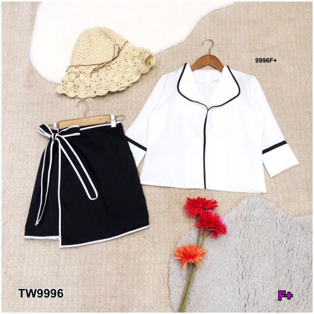 lt-tw9996-gt-set-2-ชิ้น-เสื้อแขนศอกสีขาวคอปก-กุ้นสีดำ-กระโปรงสั้น-แต่งป้ายผูกโบว์หน้า-กุ้นขอบสีขาว