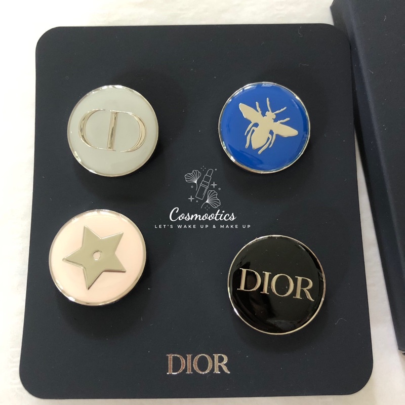 หมุดโลหะ-โลโก้-dior-dior-accessories