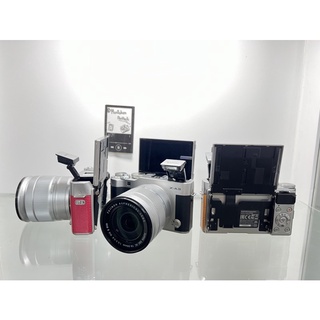 ภาพขนาดย่อของภาพหน้าปกสินค้ากล้อง fuji xa3 อุปกรณ์ครบพร้อมใช้งาน เมนูไทย มือ2 จากร้าน montakanshop บน Shopee ภาพที่ 2