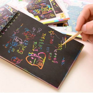 Scratch book สมุดขูดเด็กสร้างสรรค์ DIY สมุดสีรุ้งแบบขูด เป็นมิตรต่อสิ่งแวดล้อม 1เล่มมี10แผ่น พร้อมด้ามไม้สำหรับขูดสี