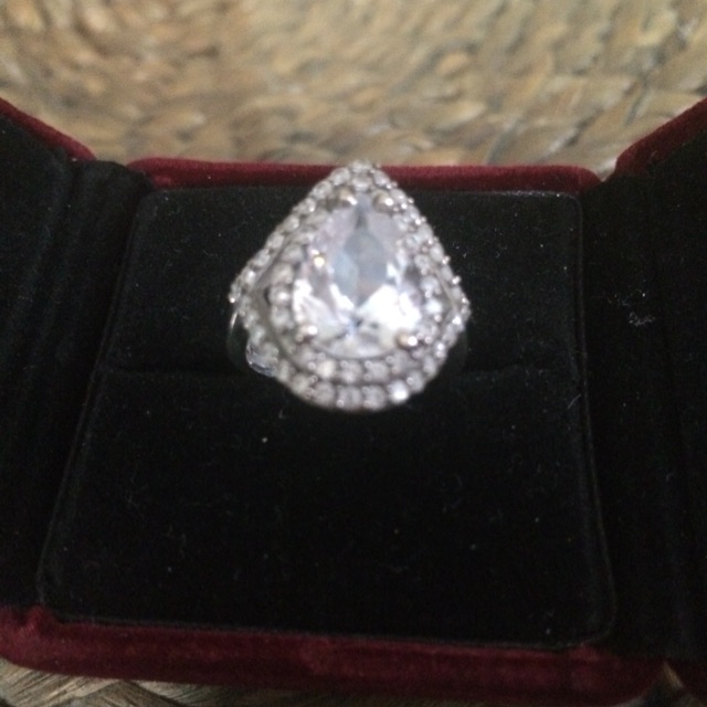 ขายแหวนเพชรโตมากสวยมากใสเจ็ดนะคะราคาโปรโมชั่น-599บาทส่งฟรี-em-เอส