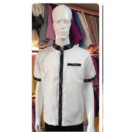 ภาพหน้าปกสินค้าเสื้อผ้าไหมผู้ชายทรงภูไท จากร้าน ying253525.244 บน Shopee