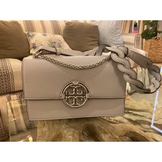 พร้อมส่ง 🔥Sale 12999🔥งาน Shop Tory Burch Miller Mini Bag สี Bay Gray สวยคลาสสิค สะพายได้ทุกโอกาส เข้ากับทุกชุด